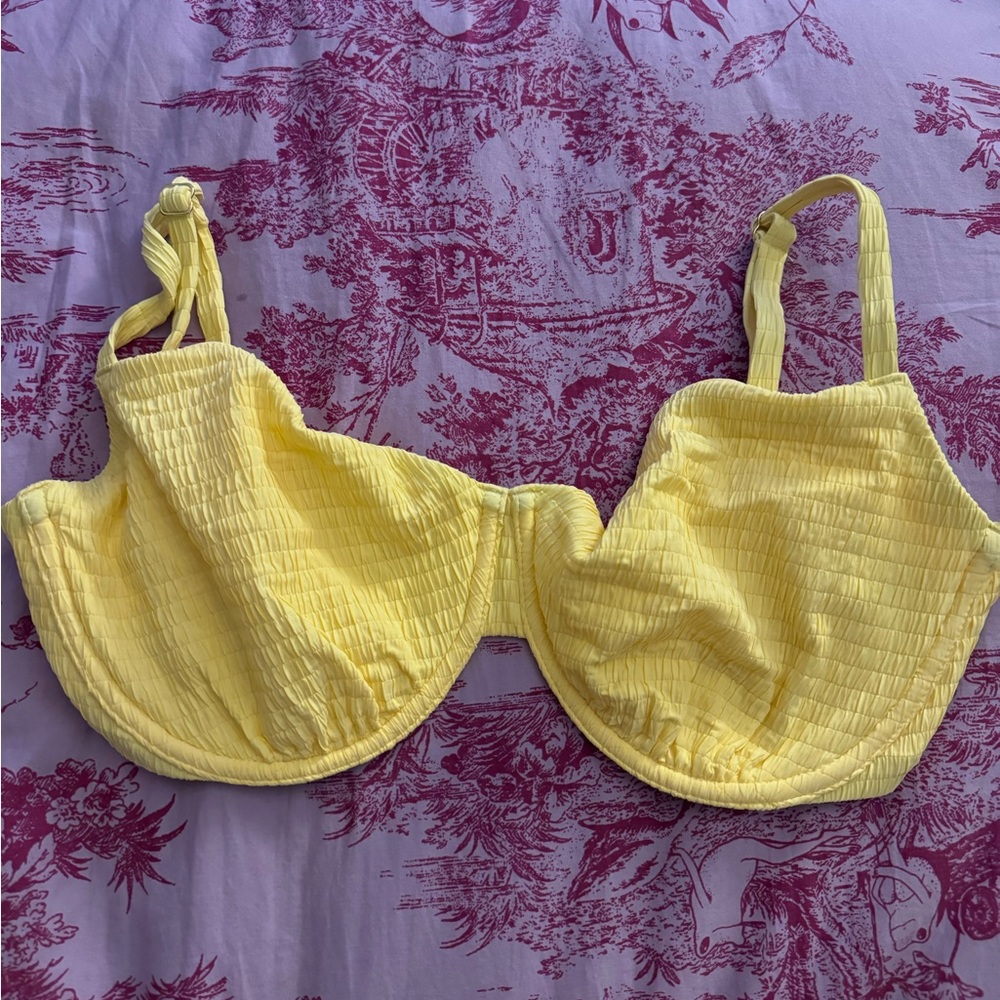 Abercrombie Curve Love Bikini Top